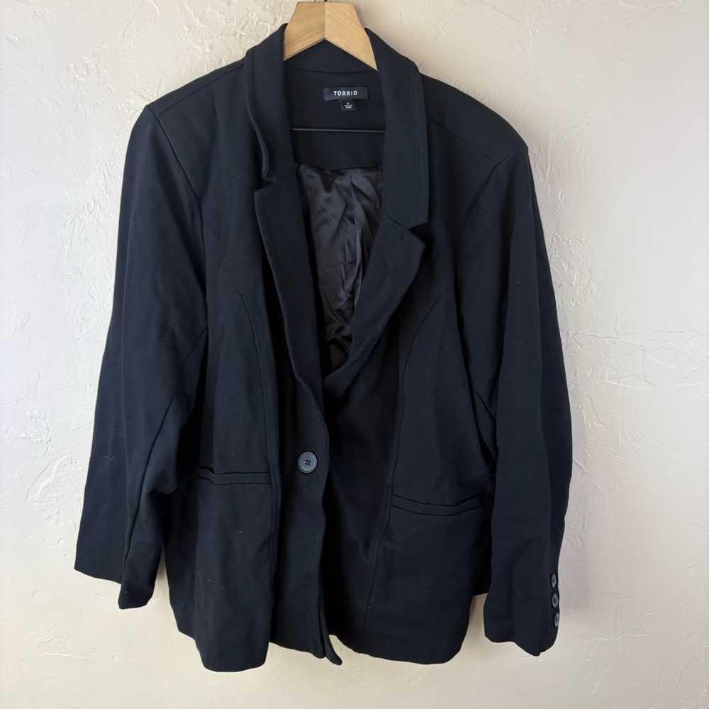 Torrid Classic Black Blazer Stretch Knit Pockets Single Button Close Women’s 4X